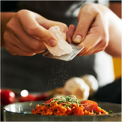 Rivsalt – Rock Salt Grater with Oak Stand