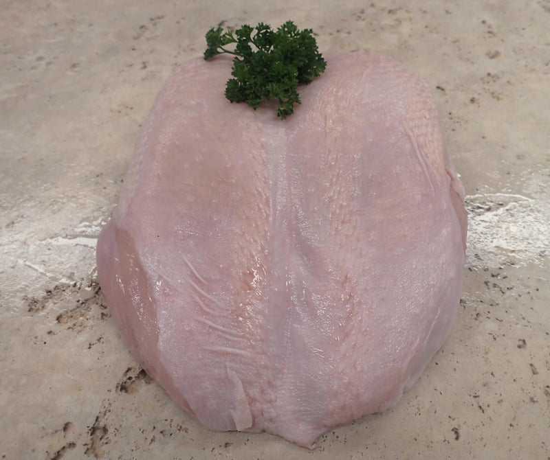 Skin on Chicken Breast Fillet Free-range — approx. 550g per portion